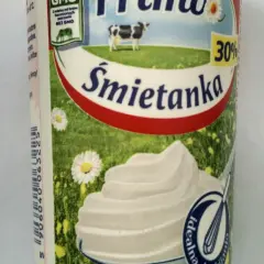 Jaka śmietana na masło: słodka czy kwaśna? Która lepsza i dlaczego?