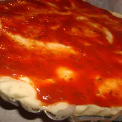 Przepis na ciasto do pizzy Pizza Hut, które zachwyci Twoich gości
