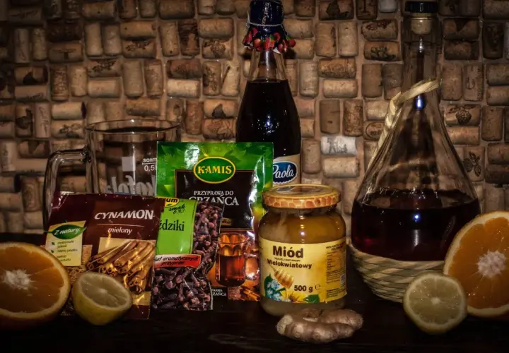 Jak podgrzać Harnaś Grzaniec, by nie stracił smaku i aromatu