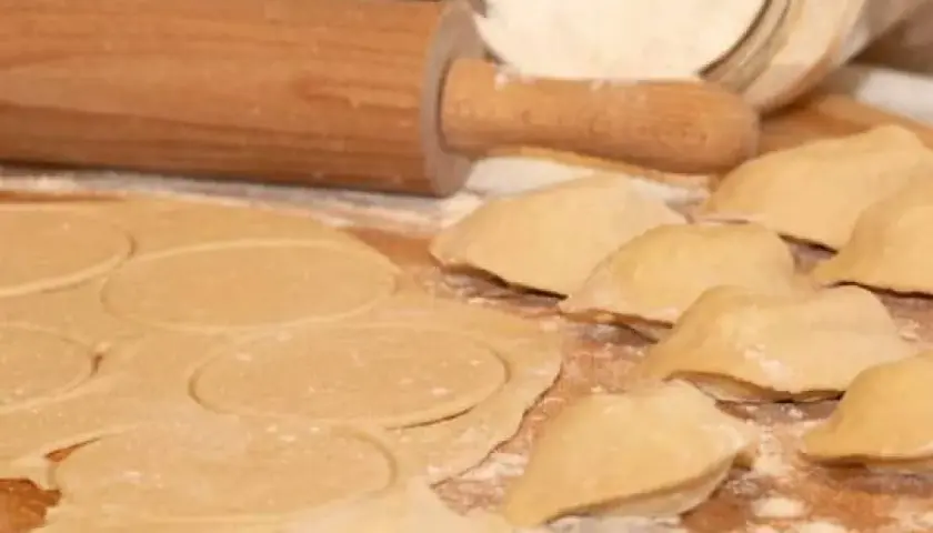 Przepis na idealne ciasto do pierogów bezglutenowych – prosto i bez błędów
